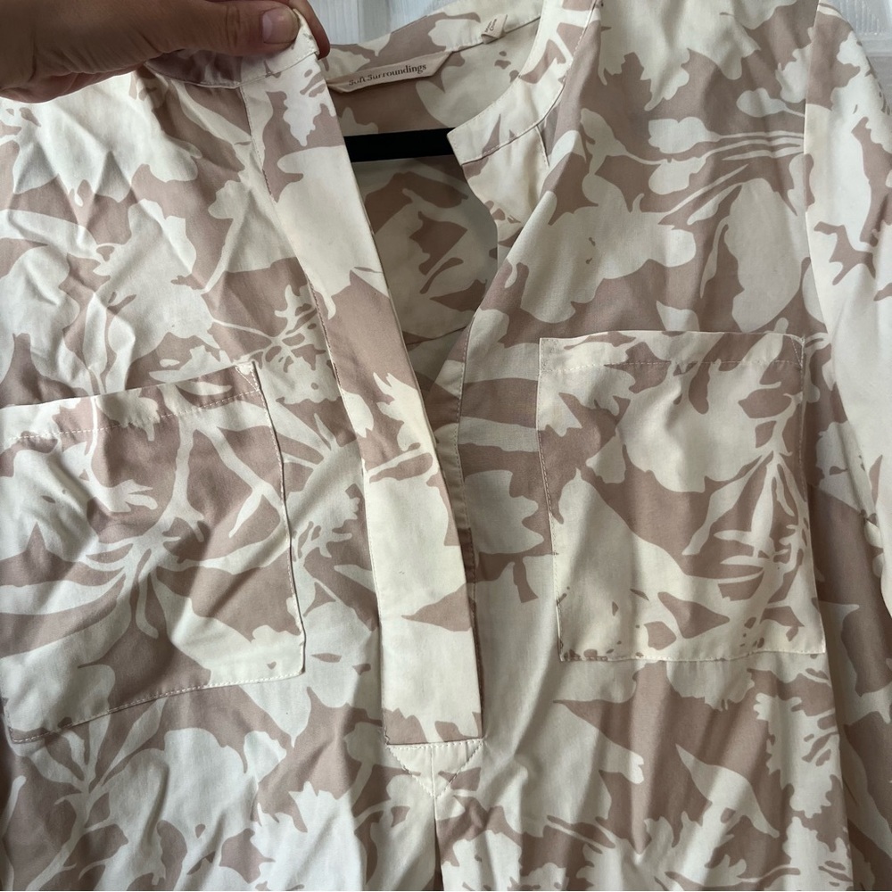 Soft  Surroundings Roselyn Beige & Cream Floral Pockets High Low Top Tunic sz M. - Picture 4 of 6